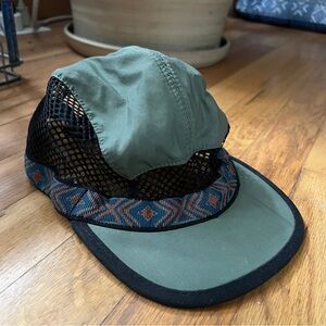Kavu green trailrunner hat